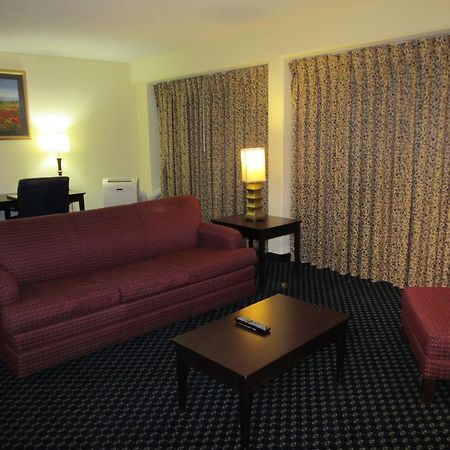 Atrium Hotel & Conference Center Hutchinson Wnętrze zdjęcie